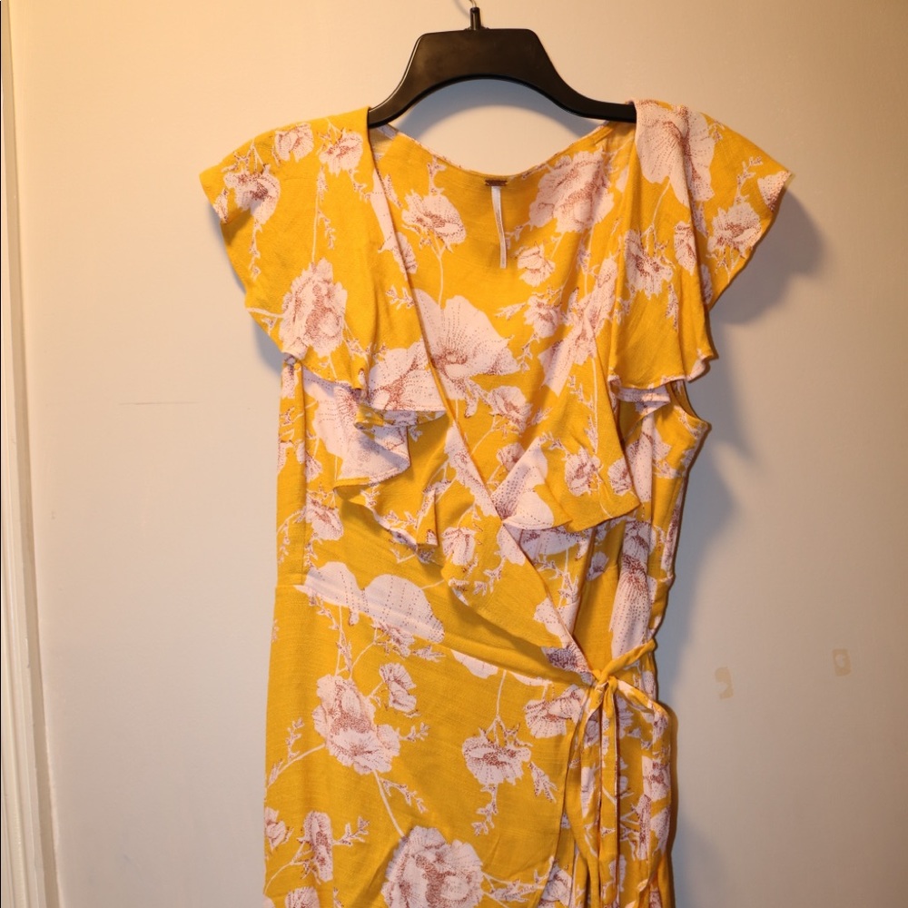 yellow floral mini dress